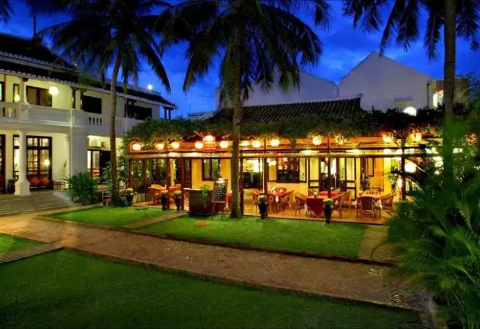  Khách sạn Hà An - Hội An